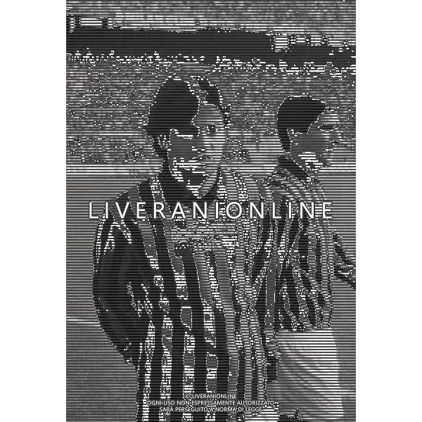 RETROSPETTIVA MARCO MACINA CALCIATORE 1985-86 NELLA FOTO MARCO MACINA CON LA MAGLIA DEL MILAN AG ALDO LIVERANI SAS
