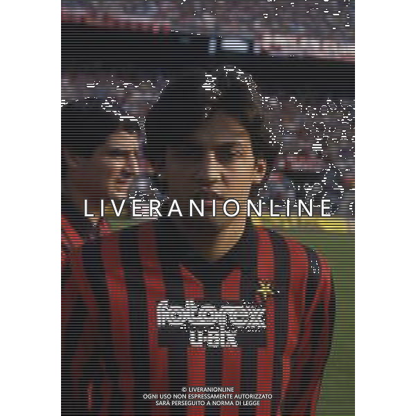 RETROSPETTIVA MARCO MACINA CALCIATORE 1985-86 NELLA FOTO MARCO MACINA CON LA MAGLIA DEL MILAN AG ALDO LIVERANI SAS