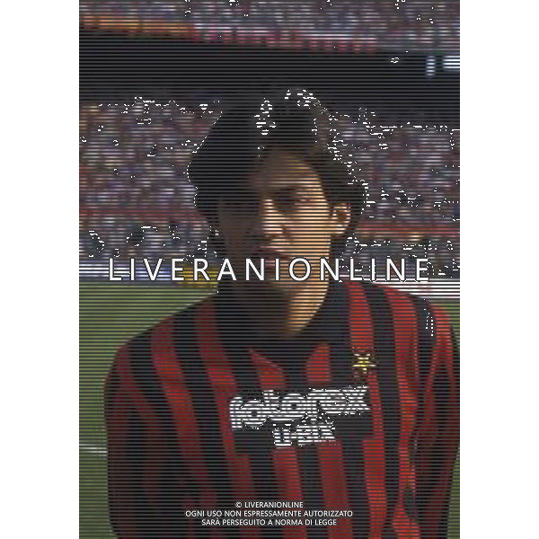 RETROSPETTIVA MARCO MACINA CALCIATORE 1985-86 NELLA FOTO MARCO MACINA CON LA MAGLIA DEL MILAN AG ALDO LIVERANI SAS