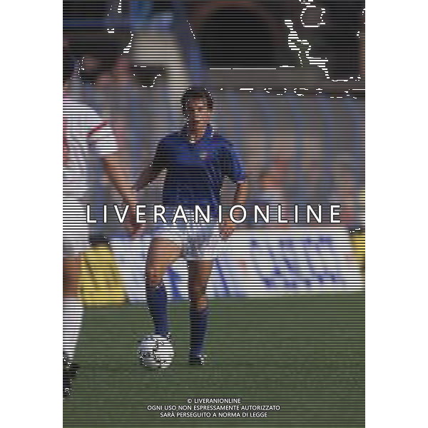 RETROSPETTIVA EDOARDO BORTOLOTTI CALCIATORE NELLA FOTO EDOARDO BORTOLOTTI CON LA MAGLIA DELLA NAZIONALE ITALIANA AG ALDO LIVERANI SAS