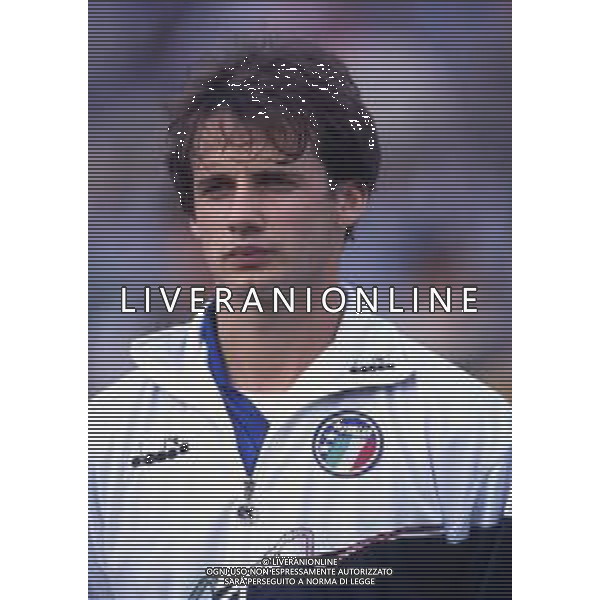 RETROSPETTIVA EDOARDO BORTOLOTTI CALCIATORE NELLA FOTO EDOARDO BORTOLOTTI CON LA MAGLIA DELLA NAZIONALE ITALIANA AG ALDO LIVERANI SAS