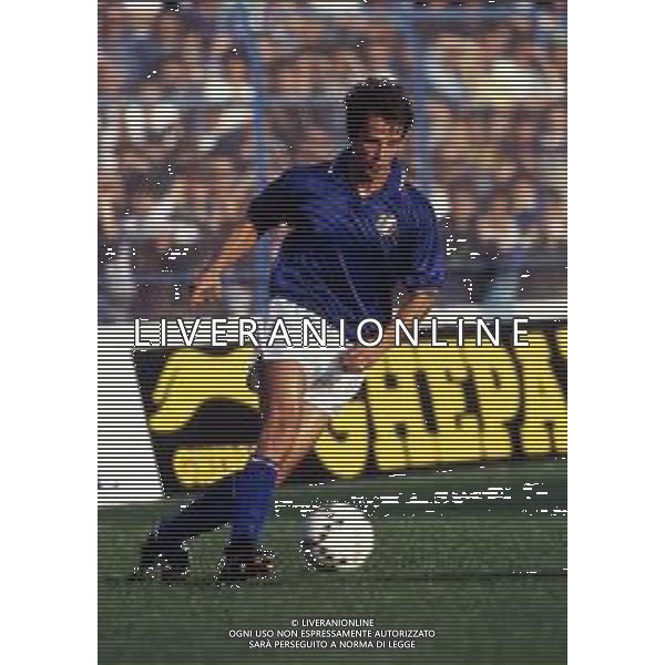 RETROSPETTIVA EDOARDO BORTOLOTTI CALCIATORE NELLA FOTO EDOARDO BORTOLOTTI CON LA MAGLIA DELLA NAZIONALE ITALIANA AG ALDO LIVERANI SAS