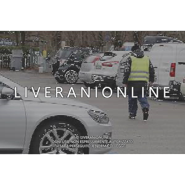 Rimini - Loris Stecca ex campione del mondo di pugilato pesi supergallo WBA 07/03/2018 nella foto: Loris Stecca mentre lavora come parcheggiatore fuori dal carcere ©Claudio Zamagni/Agenzia Aldo Liverani