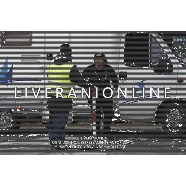 Rimini - Loris Stecca ex campione del mondo di pugilato pesi supergallo WBA 07/03/2018 nella foto: Loris Stecca mentre lavora come parcheggiatore fuori dal carcere ©Claudio Zamagni/Agenzia Aldo Liverani