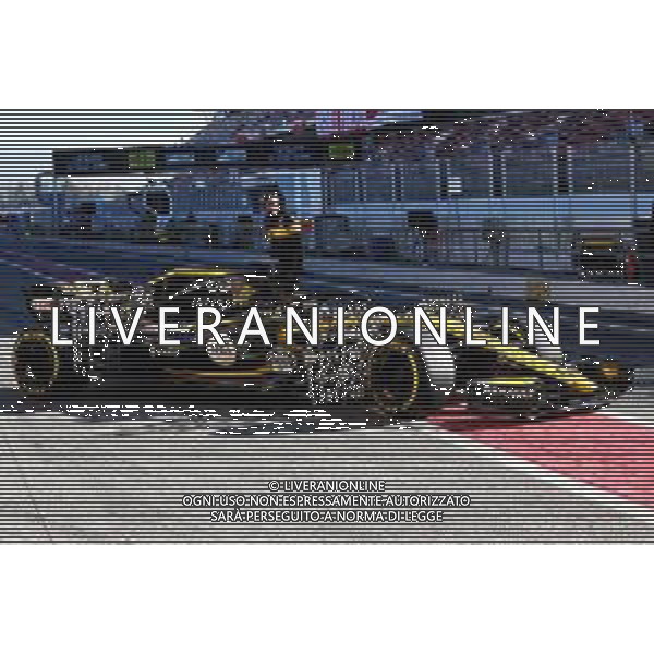 Carlos Sainz Jr (ESP) Renault Sport F1 Team RS18 running sensor equipment. 09.03.2018. Formula One Testing, Day Four, Barcelona, Spain. Friday. / AGENZIA ALDO LIVERANI SAS - ITALY ONLY EDITORIAL USE ONLY - F1 Motor Racing - Formula One Testing - Test Two - Day 4 - Barcellona, Spagna 09 marzo 2018