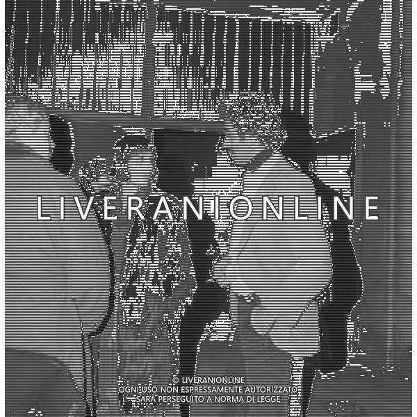 Spettacolo Teatrale \' Norman ai Tuoi Ginocchi \' al Teatro Manzoni di Milano 1976 - RETROSPETTIVA nella foto Paola Pitagora ©ARCHIVIO / AGENZIA ALDO LIVERANI SAS