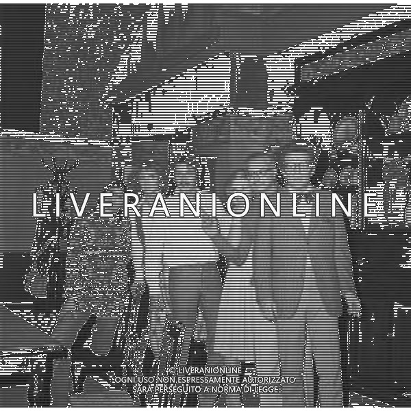 Spettacolo Teatrale \' Norman ai Tuoi Ginocchi \' al Teatro Manzoni di Milano 1976 - RETROSPETTIVA nella foto Corrado Pani, Umberto Orsini, Marina Malfatti, Ferruccio De Ceresa, Paola Pitagora, Valeria Valeri ©ARCHIVIO / AGENZIA ALDO LIVERANI SAS