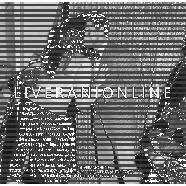 Spettacolo Teatrale \' Norman ai Tuoi Ginocchi \' al Teatro Manzoni di Milano 1976 - RETROSPETTIVA nella foto Umberto Orsini e Sabina Ciuffini ©ARCHIVIO / AGENZIA ALDO LIVERANI SAS