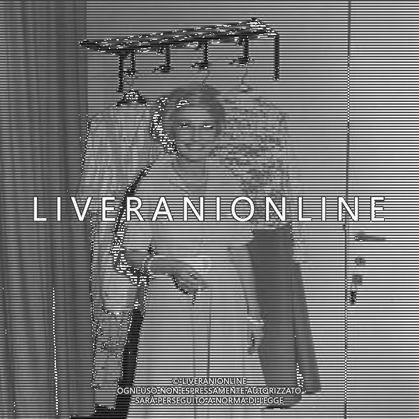 Spettacolo Teatrale \' Norman ai Tuoi Ginocchi \' al Teatro Manzoni di Milano 1976 - RETROSPETTIVA nella foto Valeria Valeri ©ARCHIVIO / AGENZIA ALDO LIVERANI SAS