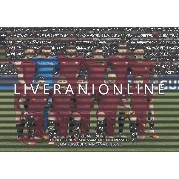 UEFA Champions League 2017/2018 Ottavi di Finale Ritorno Roma - 13.03.2018 Roma-Shakhtar Donetsk Nella Foto:Roma Squadra Formazione Alisson,Nainggolan,Strootman,Perotti,Dzeko,Kolarov,De Rossi,Under,Fazio,Florenzi,Manolas /Ph.Vitez-Ag. Aldo Liverani