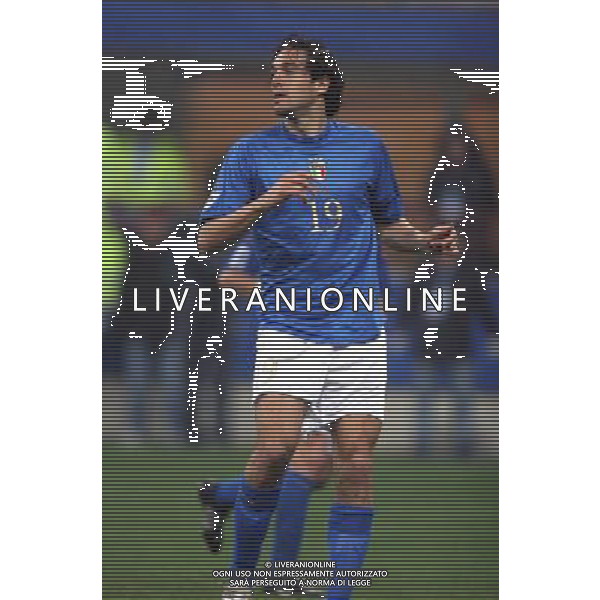 ITALY vs SCOTLAND (2-0) World Championship 2006 Qual. 26 march 2005 \'Meazza\' Stadium-Milan-Italy Italy-Toni Luca FOTO ENRICO CALDERONI-AGENZIA ALDO LIVERANI S A S