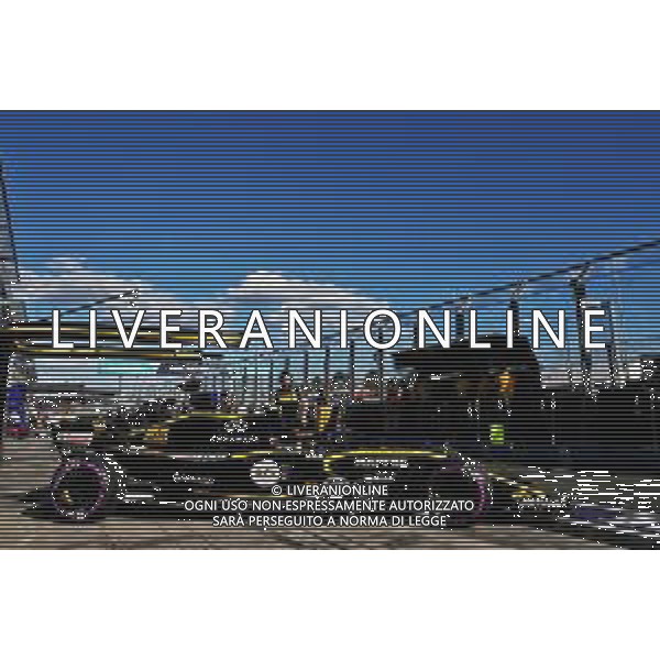 Carlos Sainz Jr (ESP) Renault Sport F1 Team RS18. 23.03.2018. Formula 1 World Championship, Rd 1, Australian Grand Prix, Albert Park, Melbourne, Australia, Practice Day. / AGENZIA ALDO LIVERANI SAS - ITALY ONLY EDITORIAL USE ONLY - F1 Prove Libere Motor Racing - Formula One World Championship - Australian Grand Prix - Practice Day - Melbourne, Australia 23-03-2018