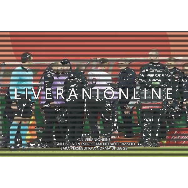 Cena minimalna internet 100 zl Cena minimalna print 100 zl Wroclaw 23 03 2018 Pilka nozna mecz towarzyski Polska vs Nigeria N/z Karol Linetty poland #8 bol kontuzja pain contusion injury zmiana substitution Adam Nawalka poland trener head coach Fot: Sebastian Borowski / newspix.pl Football friendly match Poland vs Nigeria --- Newspix.pl