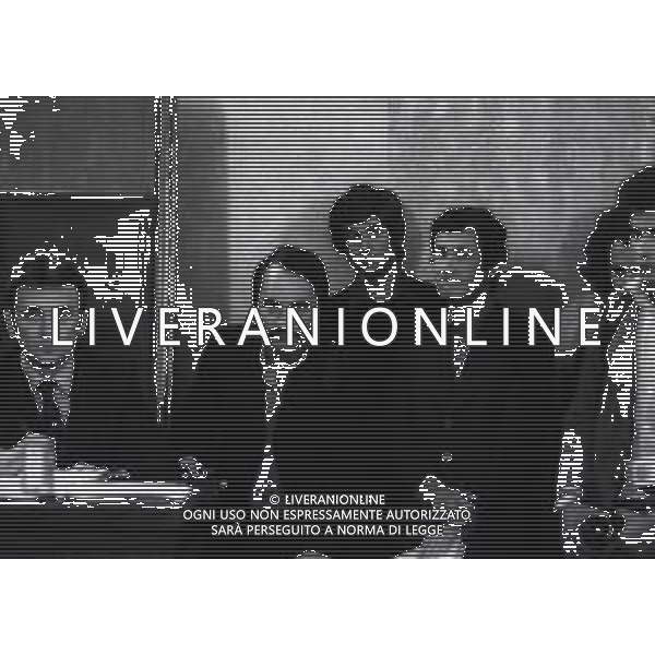 1973 MILANO-PROCESSO PER TRUFFA A PADRE ELIGIO NELLA FOTO IL GIORNALISTA SILVANO TAUCERI E GIANNI RIVERA AG ALDO LIVERANI SAS