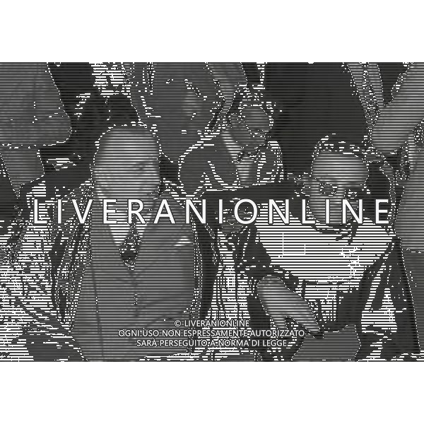 1973 MILANO-PROCESSO PER TRUFFA A PADRE ELIGIO NELLA FOTO AVVOCATO GIAN DOMENICO PISAPIA CON PADRE ELIGIO AG ALDO LIVERANI SAS