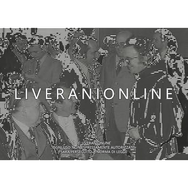 1973 MILANO-PROCESSO PER TRUFFA A PADRE ELIGIO NELLA FOTO AVVOCATO GIAN DOMENICO PISAPIA CON PADRE ELIGIO AG ALDO LIVERANI SAS