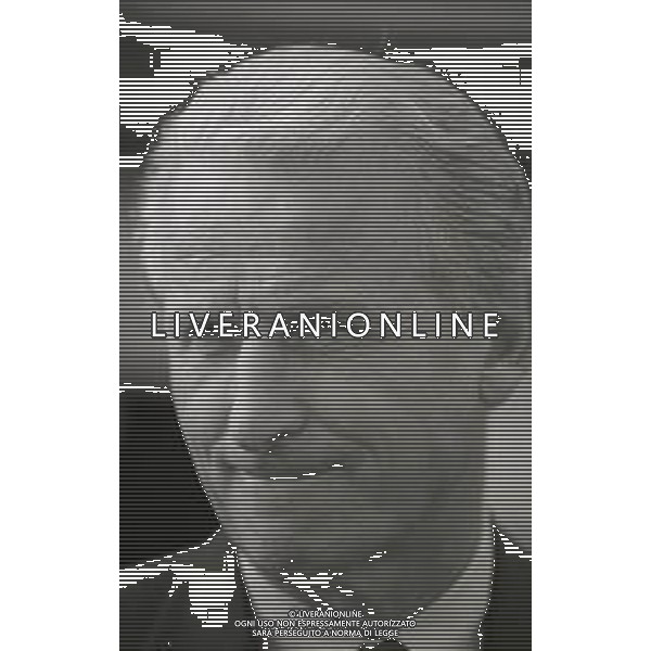 1995-1996 RETROSPETTIVA GIOVANNI TRAPATTONI ALLENATORE CAGLIARI CALCIO NELLA FOTO GIOVANNI TRAPATTONI AG ALDO LIVERANI SAS