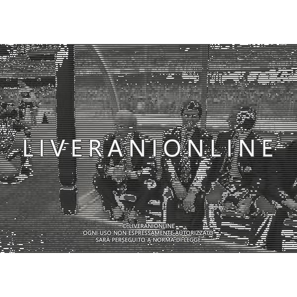 1991-1992 RETROSPETTIVA GIOVANNI TRAPATTONI ALLENATORE JUVENTUS CALCIO NELLA FOTO GIOVANNI TRAPATTONI CON IL DOTTORE PASQUALE BERGAMO E FRANCESCO MORINI AG ALDO LIVERANI SAS