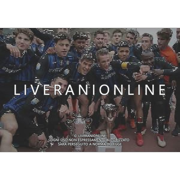 70mo Viareggio Cup Coppa Carnevale Finale Viareggio (PI) - 28.03.2018 Inter-Fiorentina Nella Foto:i giocatori dell’inter festeggiano con la coppa /Ph.Vitez-Ag. Aldo Liverani