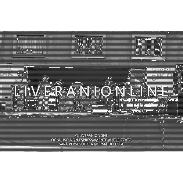 I DIK DIK CANTANO E SUONANO PER LE STRADE DI MILANO 1980 - RETROSPETTIVA ©ARCHIVIO / AGENZIA ALDO LIVERANI SAS