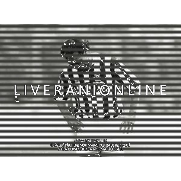 RETROSPETTIVA SALVATORE SCHILLACI CALCIATORE NELLA FOTO SALVATORE SCHILLACI CON LA MAGLIA DELLA JUVENTUS AG ALDO LIVERANI SAS