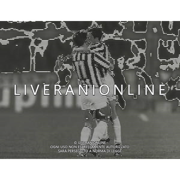 RETROSPETTIVA SALVATORE SCHILLACI CALCIATORE NELLA FOTO SALVATORE SCHILLACI CON LA MAGLIA DELLA JUVENTUS AG ALDO LIVERANI SAS