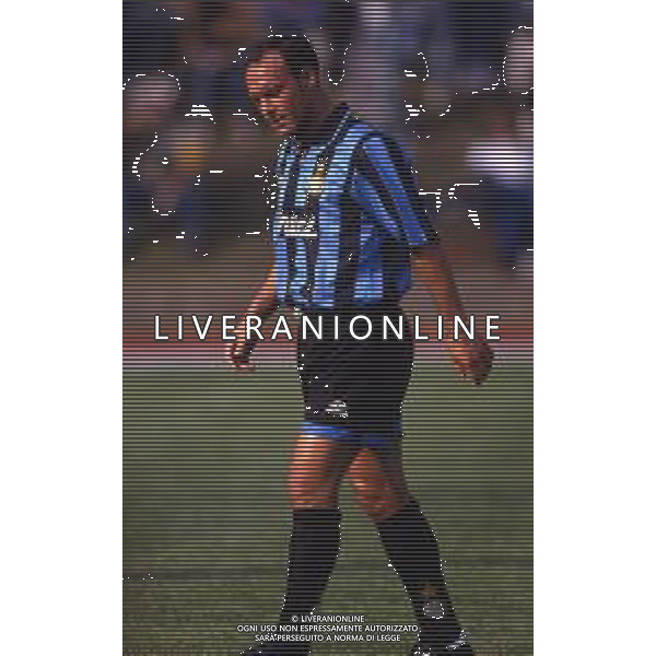 RETROSPETTIVA SALVATORE SCHILLACI CALCIATORE NELLA FOTO SALVATORE SCHILLACI CON LA MAGLIA DELL\'INTER AG ALDO LIVERANI SAS