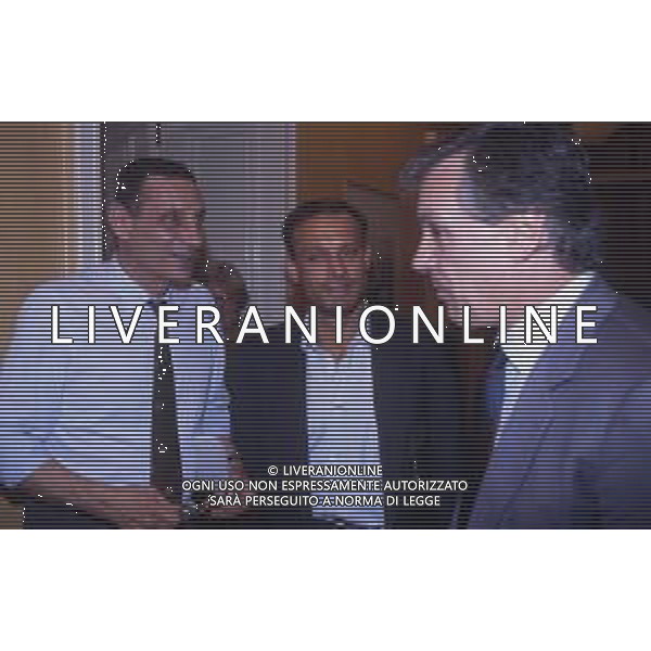 RETROSPETTIVA SALVATORE SCHILLACI CALCIATORE NELLA FOTO SALVATORE SCHILLACI NELLA SEDE DELL\'INTER CON GIANCARLO BELTRAMI E VALBERTO MILIANI AG ALDO LIVERANI SAS