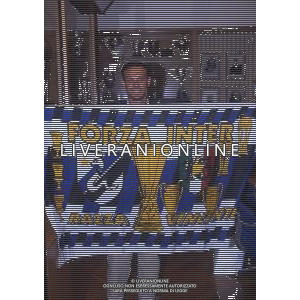 RETROSPETTIVA SALVATORE SCHILLACI CALCIATORE NELLA FOTO SALVATORE SCHILLACI NELLA SEDE DELL\'INTER AG ALDO LIVERANI SAS