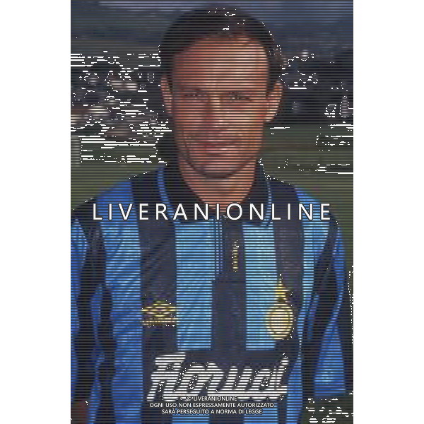 RETROSPETTIVA SALVATORE SCHILLACI CALCIATORE NELLA FOTO SALVATORE SCHILLACI CON LA MAGLIA DELL\'INTER AG ALDO LIVERANI SAS