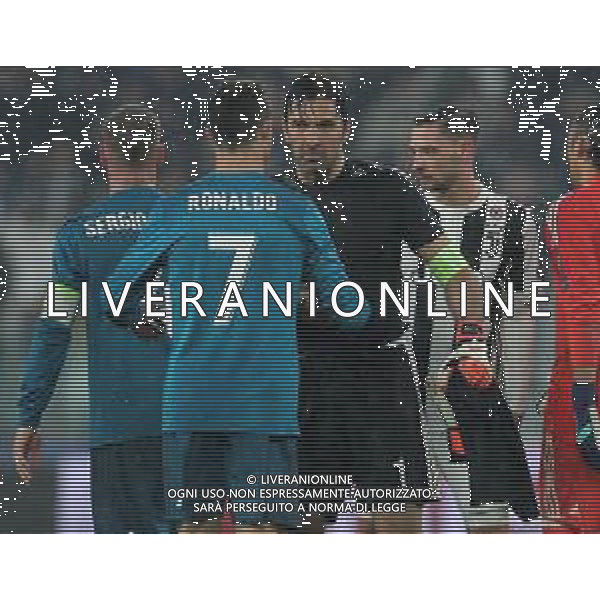 UEFA Champions League 2017/2018 Quarti di Finale Andata Torino - 03.04.2018 Juventus-Real Madrid Nella Foto: gianluigi buffon e cristiano ronaldo a fine gara /Ph.Vitez-Ag. Aldo Liverani