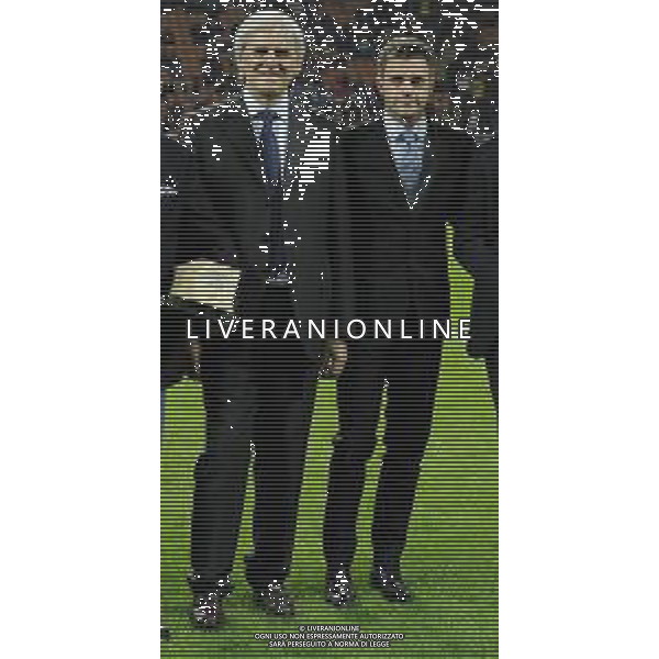 Qualificazioni ai Campionati Europei di Calcio UEFA Francia 2016 Gruppo H Milano - 16.11.2014 Italia-Croazia Nella Foto: nicola rizzoli insieme a marcello nicchi e la sua terna con il premio Giulio Campanati 2014 come miglior arbitro dei mondiali 2014 /Ph.Vitez-Ag. Aldo Liverani