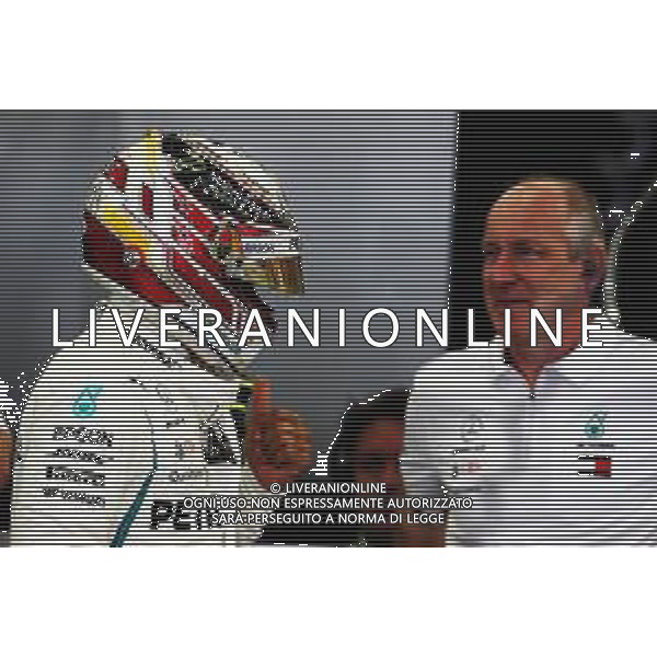 Lewis Hamilton (GBR) Mercedes AMG F1. 07.04.2018. Formula 1 World Championship, Rd 2, Bahrain Grand Prix, Sakhir, Bahrain, Qualifying Day. / AGENZIA ALDO LIVERANI SAS - ITALY ONLY EDITORIAL USE ONLY - F1 Motor Racing - Formula One World Championship - Bahrain Grand Prix - Prove Ufficiali Qualifiche Sakhir, Bahrain 07.04.2018