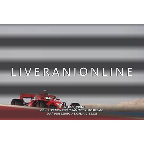 Sebastian Vettel (GER) Ferrari SF71H. 07.04.2018. Formula 1 World Championship, Rd 2, Bahrain Grand Prix, Sakhir, Bahrain, Qualifying Day. / AGENZIA ALDO LIVERANI SAS - ITALY ONLY EDITORIAL USE ONLY - F1 Motor Racing - Formula One World Championship - Bahrain Grand Prix - Prove Ufficiali Qualifiche Sakhir, Bahrain 07.04.2018