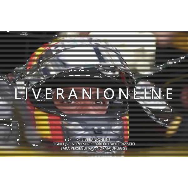Carlos Sainz Jr (ESP) Renault F1 Team 07.04.2018. Formula 1 World Championship, Rd 2, Bahrain Grand Prix, Sakhir, Bahrain, Qualifying Day. / AGENZIA ALDO LIVERANI SAS - ITALY ONLY EDITORIAL USE ONLY - F1 Motor Racing - Formula One World Championship - Bahrain Grand Prix - Prove Ufficiali Qualifiche Sakhir, Bahrain 07.04.2018