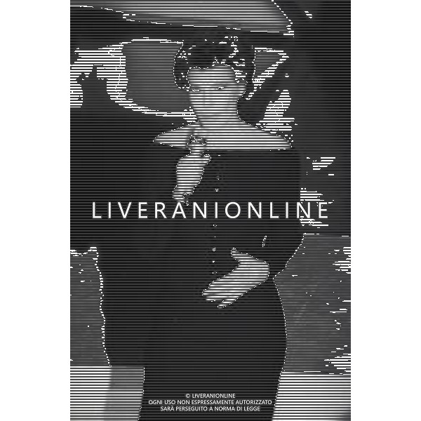 RETROSPETTIVA ORNELLA VANONI CANTANTE A SANREMO 1989 NELLA FOTO ORNELLA VANONI AG ALDO LIVERANI SAS