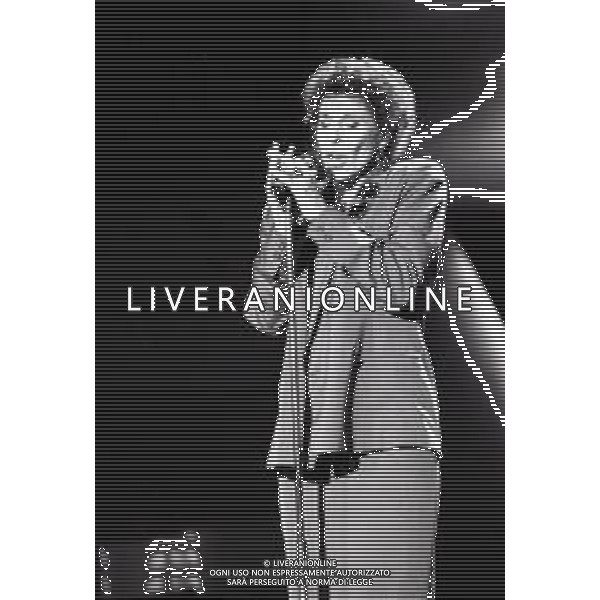 RETROSPETTIVA ORNELLA VANONI CANTANTE A SANREMO 1989 NELLA FOTO ORNELLA VANONI AG ALDO LIVERANI SAS