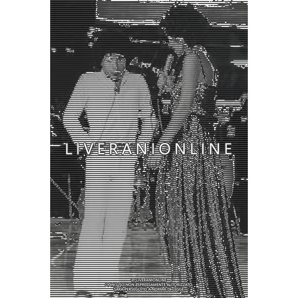 RETROSPETTIVA ORNELLA VANONI CANTANTE NELLA FOTO ORNELLA VANONI CON RICCARDO COCCIANTE AG ALDO LIVERANI SAS