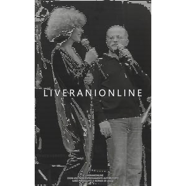 RETROSPETTIVA ORNELLA VANONI CANTANTE NELLA FOTO ORNELLA VANONI CON GINO PAOLI AG ALDO LIVERANI SAS