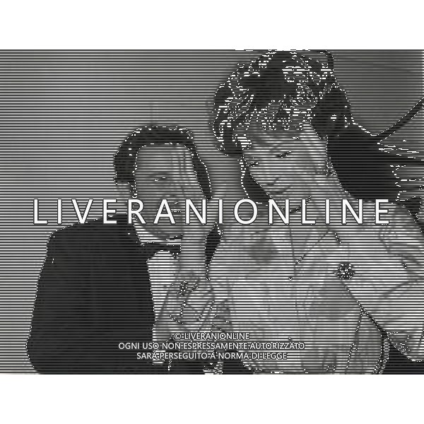 RETROSPETTIVA ORNELLA VANONI CANTANTE NELLA FOTO ORNELLA VANONI CON DOMENICO MODUGNO AG ALDO LIVERANI SAS