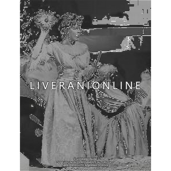 RETROSPETTIVA ORNELLA VANONI CANTANTE NELLA FOTO ORNELLA VANONI AG ALDO LIVERANI SAS