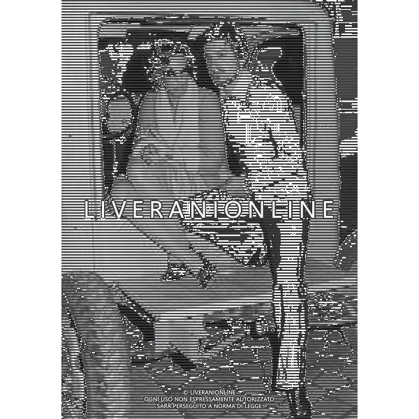 RETROSPETTIVA ORNELLA VANONI CANTANTE NELLA FOTO ORNELLA VANONI CON GIGI PROIETTI AG ALDO LIVERANI SAS