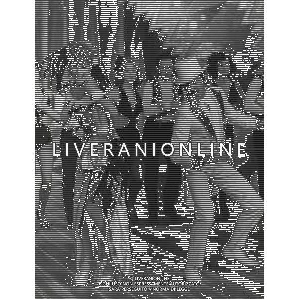 RETROSPETTIVA ORNELLA VANONI CANTANTE NELLA FOTO ORNELLA VANONI CON WALTER CHIARI AG ALDO LIVERANI SAS