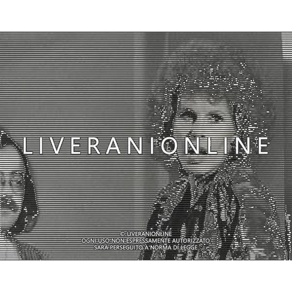 RETROSPETTIVA ORNELLA VANONI CANTANTE NELLA FOTO ORNELLA VANONI AG ALDO LIVERANI SAS