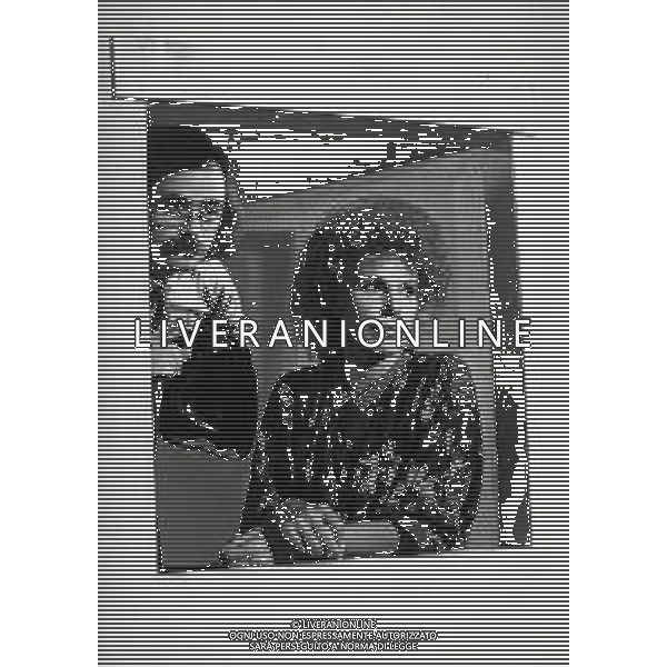 RETROSPETTIVA ORNELLA VANONI CANTANTE NELLA FOTO ORNELLA VANONI CON MAURIZIO NICHETTI AG ALDO LIVERANI SAS