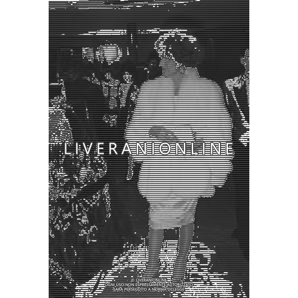 RETROSPETTIVA ORNELLA VANONI CANTANTE NELLA FOTO ORNELLA VANONI AG ALDO LIVERANI SAS