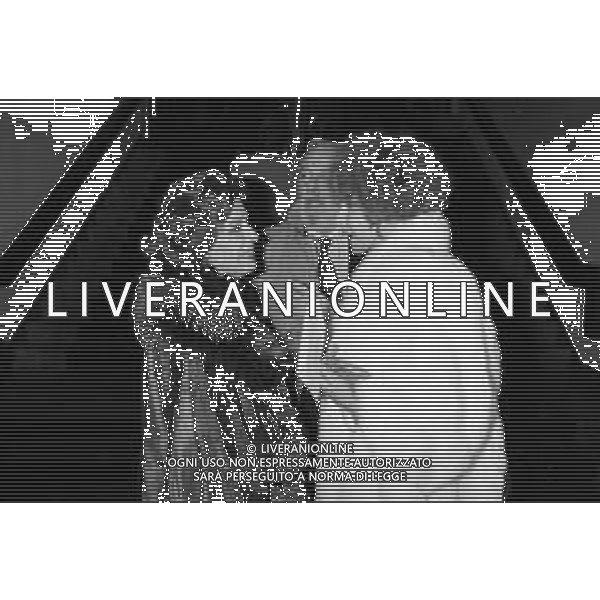 RETROSPETTIVA ORNELLA VANONI CANTANTE NELLA FOTO ORNELLA VANONI CON ANNA PROCLEMER AG ALDO LIVERANI SAS