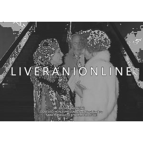 RETROSPETTIVA ORNELLA VANONI CANTANTE NELLA FOTO ORNELLA VANONI CON ANNA PROCLEMER AG ALDO LIVERANI SAS