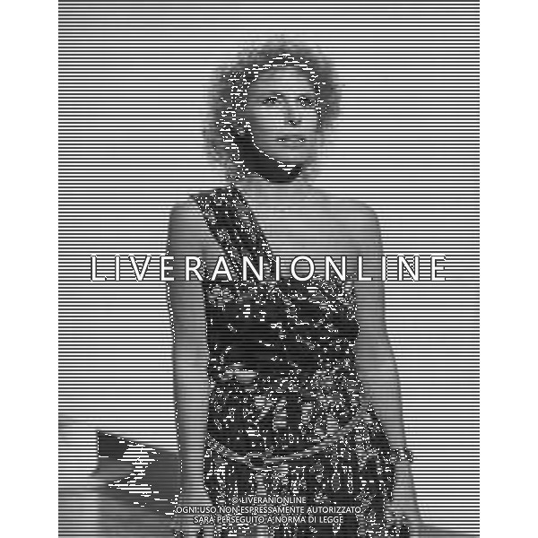 RETROSPETTIVA ORNELLA VANONI CANTANTE NELLA FOTO ORNELLA VANONI AG ALDO LIVERANI SAS