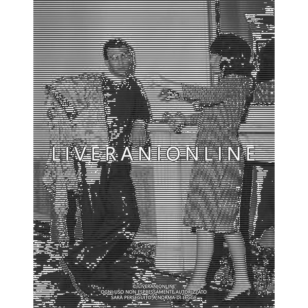 RETROSPETTIVA ORNELLA VANONI CANTANTE NELLA FOTO ORNELLA VANONI AG ALDO LIVERANI SAS